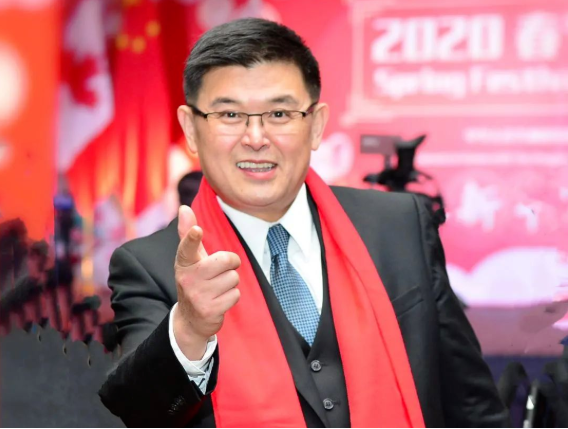蒋浩在社区活动发言